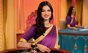 Khách hàng là trọng tâm